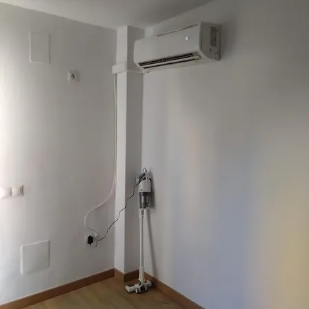 As A Service - Lo Mejor En Centro - Look No Further And Just Book Appartement Málaga