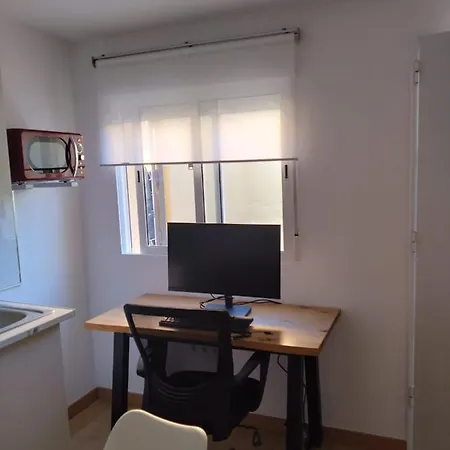 As A Service - Lo Mejor En Centro - Look No Further And Just Book Málaga